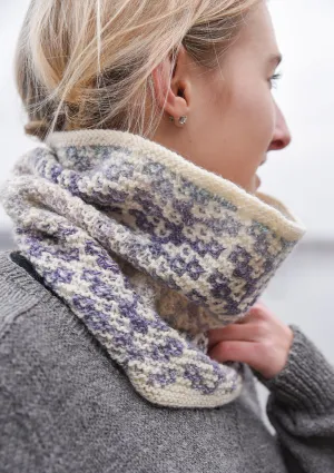 Grey Poppies Mosaic Neckwarmer <br/><small>knitting pattern</small>